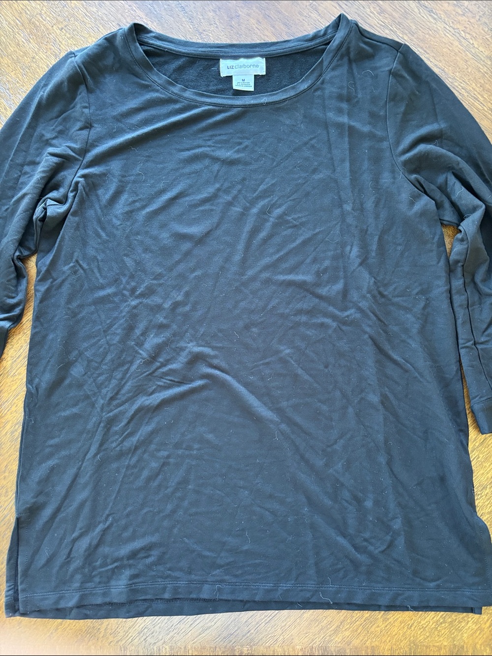 Liz Claiborne Black Long Sleeve Crewneck Tee